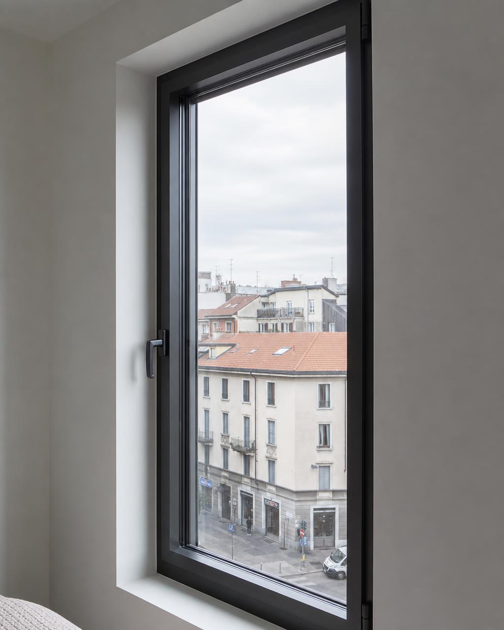 Infissi in Alluminio — Robustezza e linee sottili · Aplus Infissi Torino